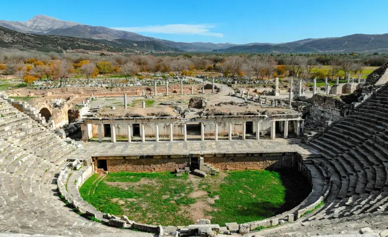 Between Marble Cities: Aphrodisias & Nysa